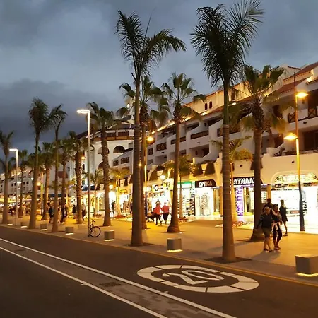 Appartement No 1 Only 100 Meters To Beach, Heated Pool, Wifi, Balcony Arona (Tenerife)