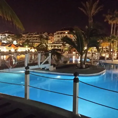 No 1 Only 100 Meters To Beach, Heated Pool, Wifi, Balcony Arona (Tenerife)